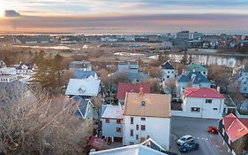 Downtown Reykjavik Baldursbra Guesthouse